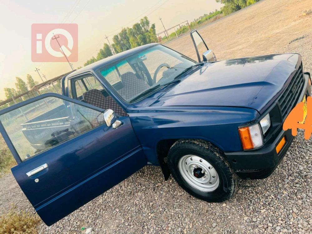 تويوتا هايلوكس